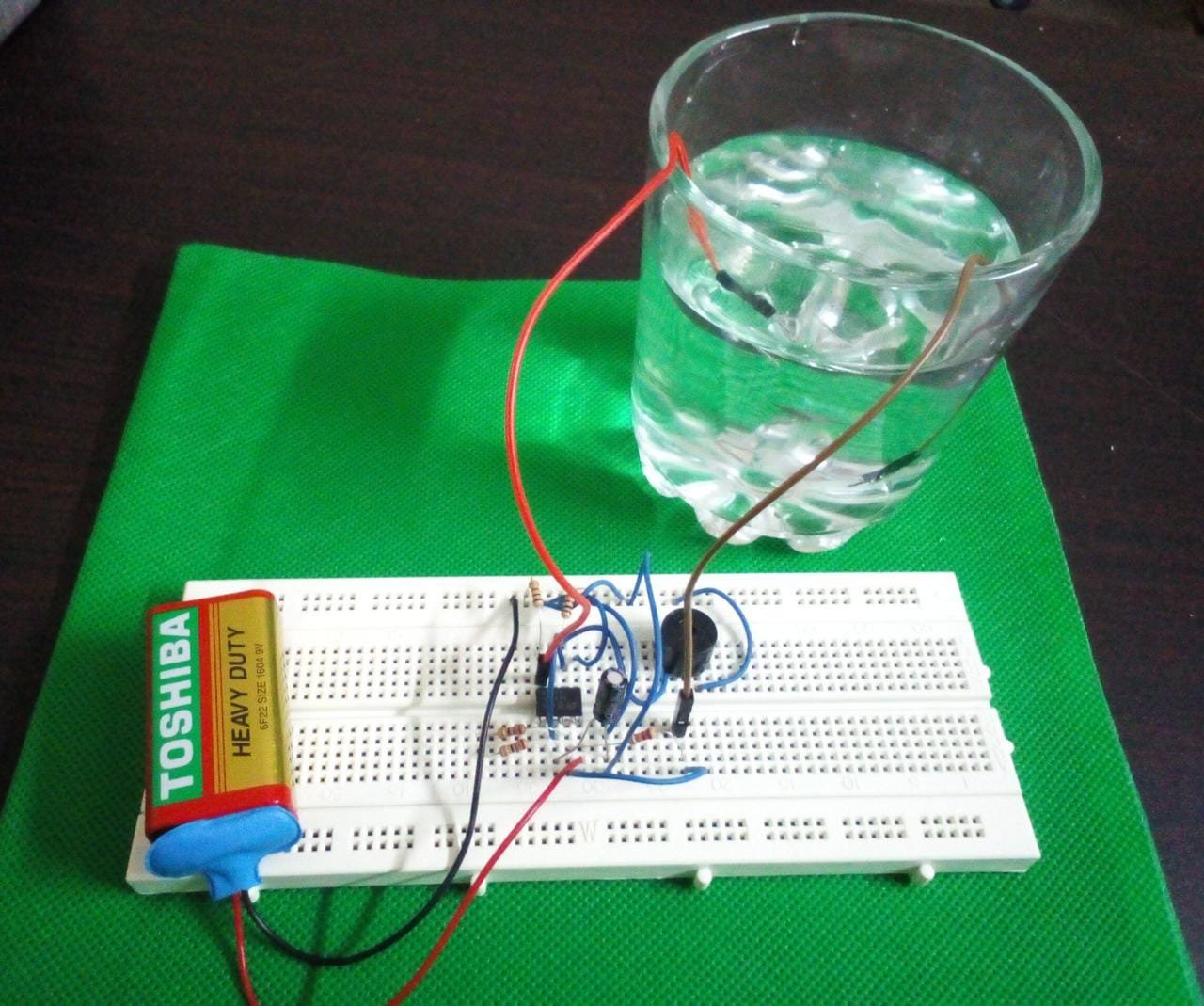 Water level detector using ne555 ic op amp projects for semester students