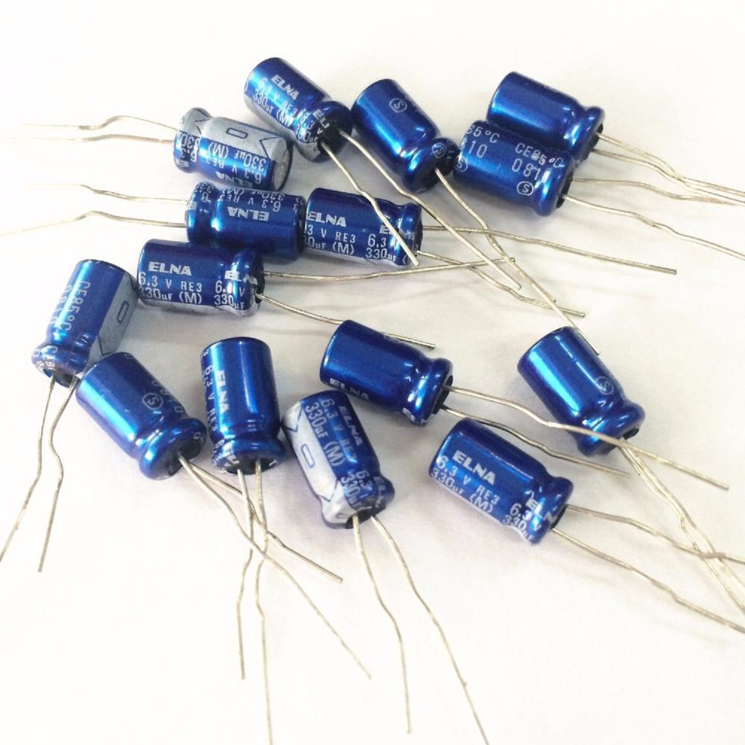 330uF 6.3V Electrolytic Capacitors in Pakistan @Best Price Online